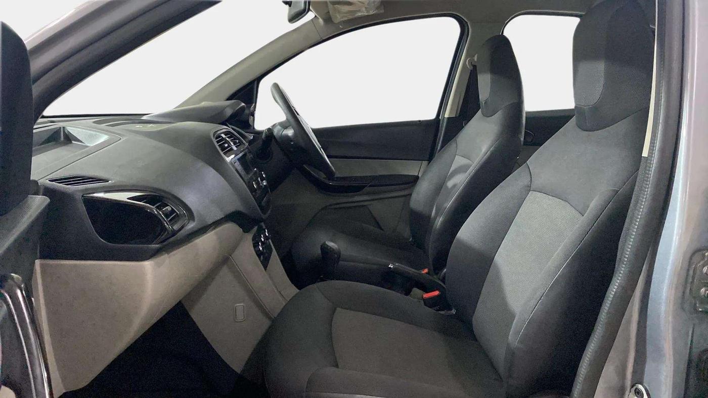 2018 Tata Tiago XT PETROL, Petrol, Manual, 78,301 km, Right Side Front Door Cabin