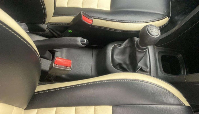 2017 Maruti Swift LXI (O), Petrol, Manual, 27,300 km, Gear Lever