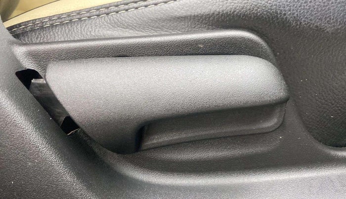 2017 Maruti Swift LXI (O), Petrol, Manual, 27,300 km, Driver Side Adjustment Panel