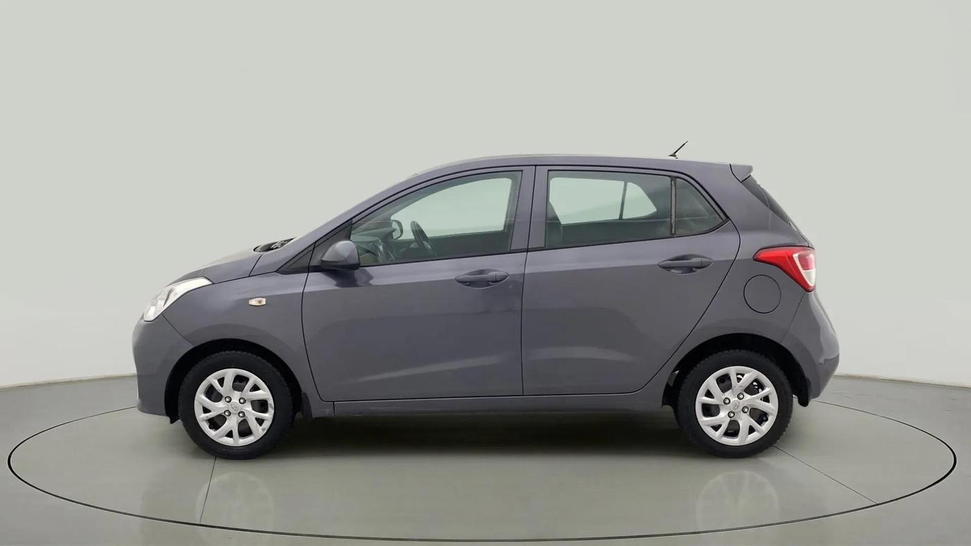 2017 Hyundai Grand i10 MAGNA AT 1.2 KAPPA VTVT, Petrol, Automatic, 39,402 km, Left Side