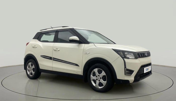 2021 Mahindra XUV300 W6 1.2 PETROL AMT, Petrol, Automatic, 75,377 km, SRP