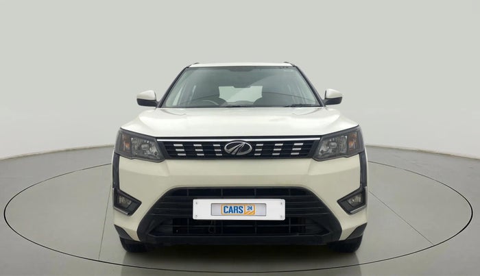 2021 Mahindra XUV300 W6 1.2 PETROL AMT, Petrol, Automatic, 75,377 km, Front