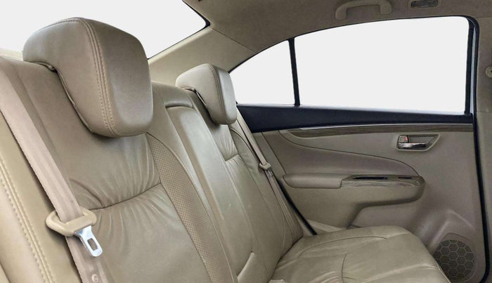 2021 Maruti Ciaz ALPHA  AT 1.5 SHVS PETROL, Petrol, Automatic, 53,966 km, Right Side Rear Door Cabin