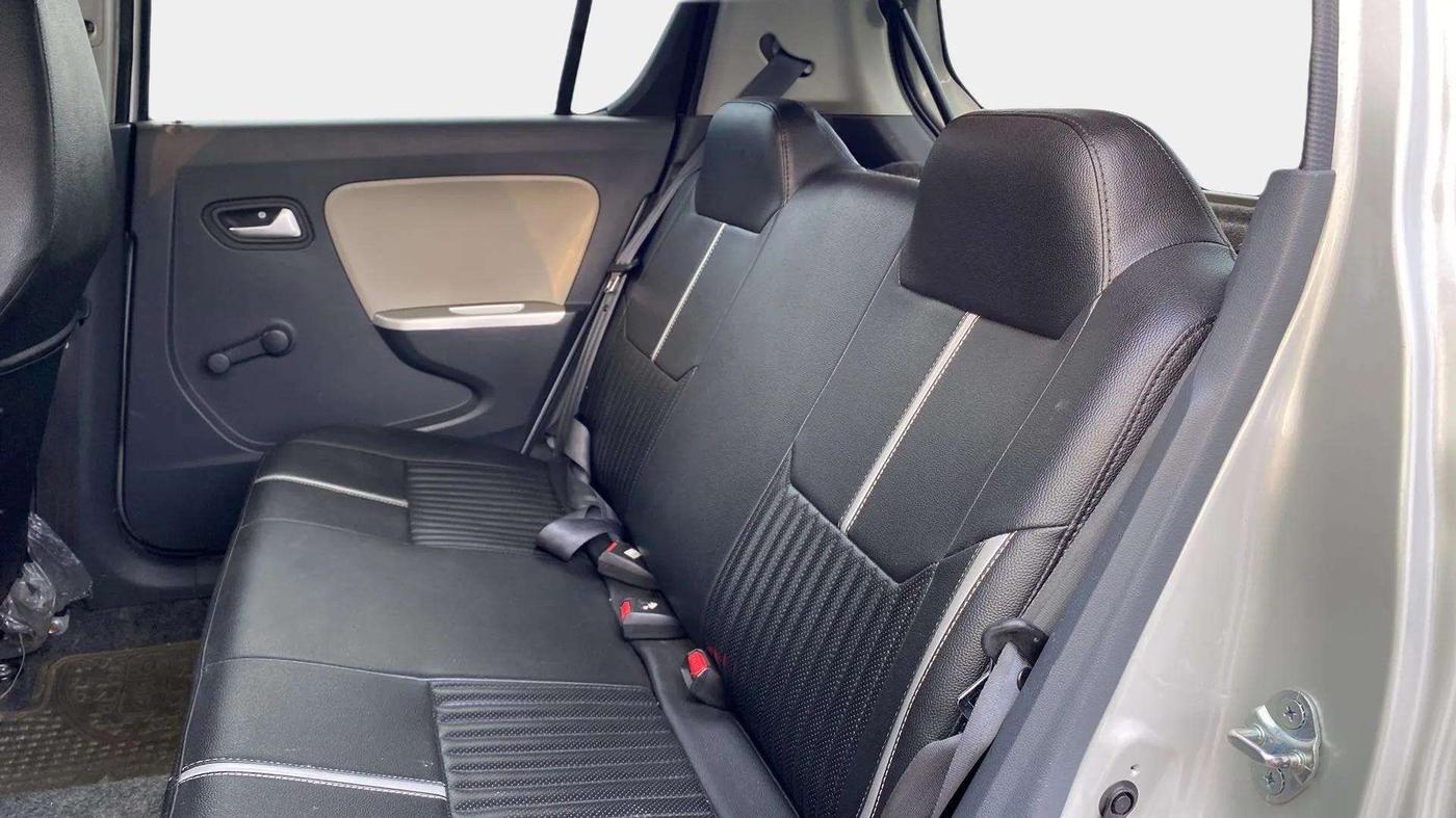 2018 Maruti Alto K10 VXI, Petrol, Manual, 49,384 km, Right Side Rear Door Cabin