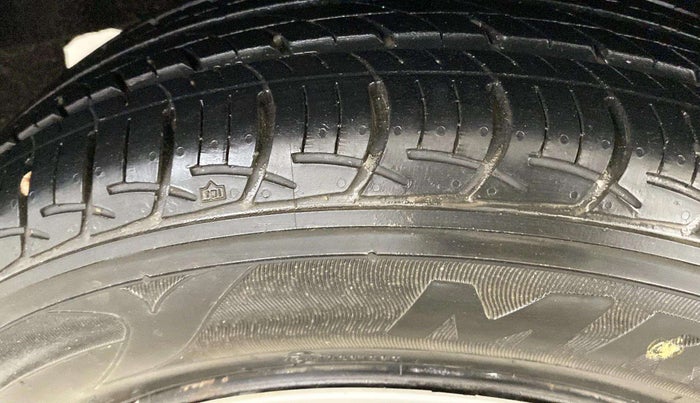 2018 Maruti Baleno DELTA CVT PETROL 1.2, Petrol, Automatic, 36,032 km, Right Front Tyre Tread