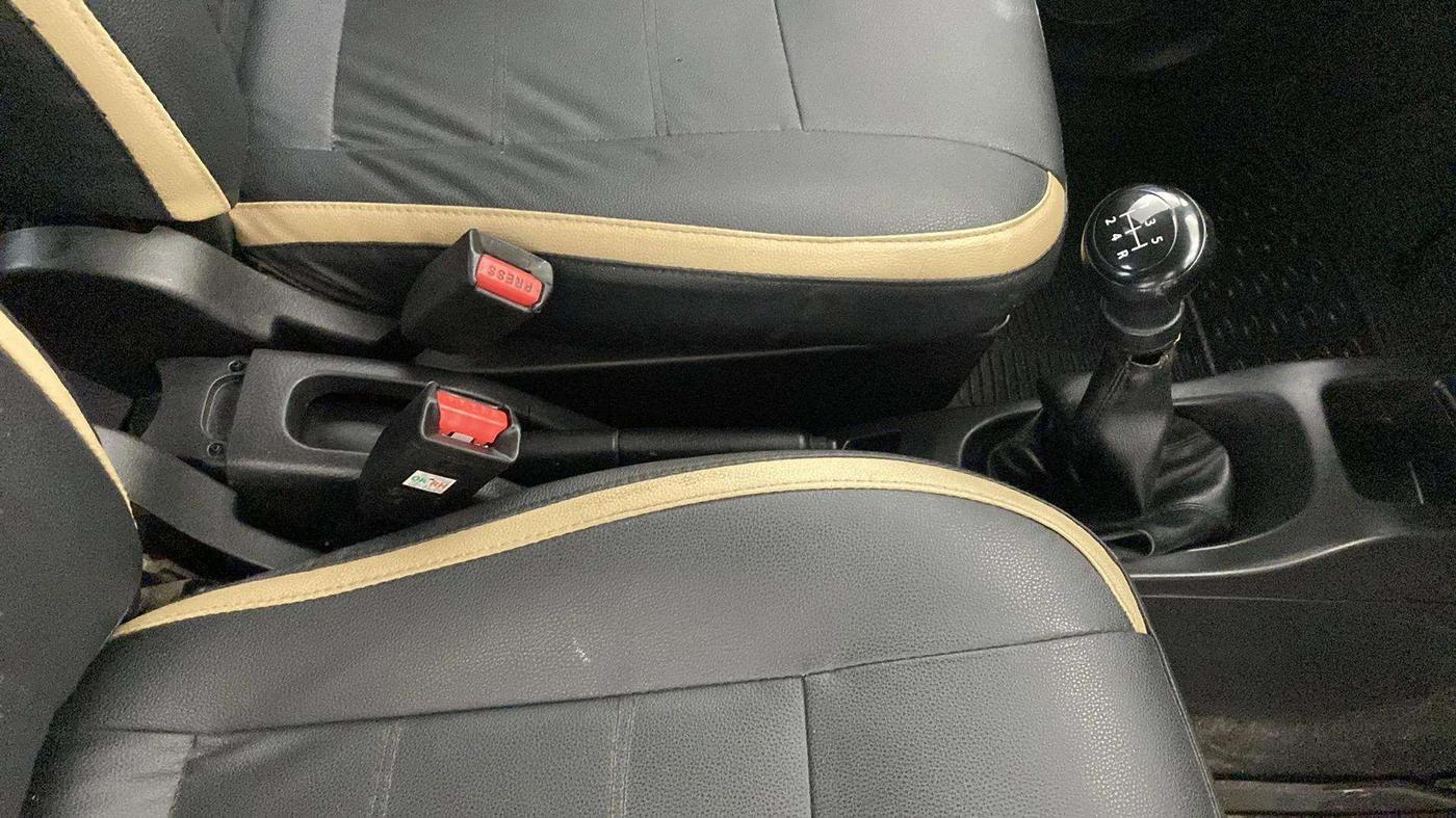 2018 Maruti Wagon R 1.0 LXI CNG, CNG, Manual, 83,706 km, Pedals