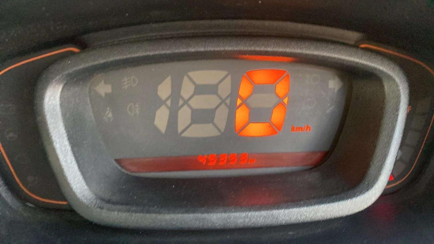 2015 Renault Kwid RXL, Petrol, Manual, 45,349 km, Odometer Image