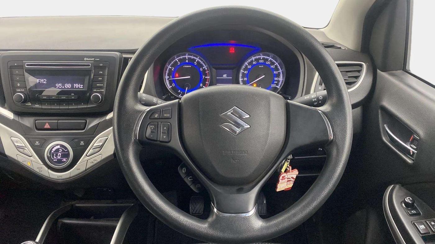 2017 Maruti Baleno DELTA PETROL 1.2, Petrol, Manual, 33,308 km, Steering Wheel Close Up