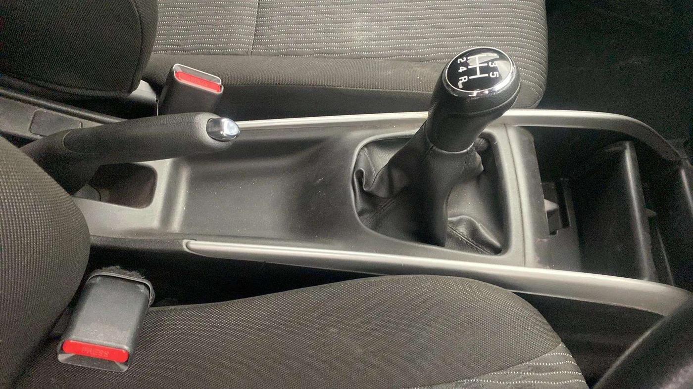 2017 Maruti Baleno DELTA PETROL 1.2, Petrol, Manual, 33,308 km, Gear Lever