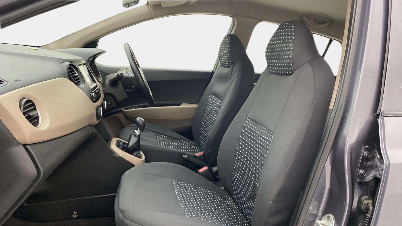 2017 Hyundai Grand i10 ASTA 1.2 KAPPA VTVT, Petrol, Manual, 65,753 km, Right Side Front Door Cabin
