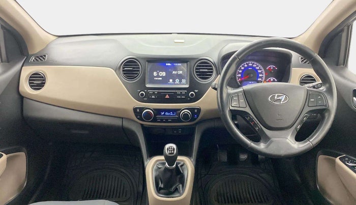 2017 Hyundai Grand i10 ASTA 1.2 KAPPA VTVT, Petrol, Manual, 65,693 km, Dashboard