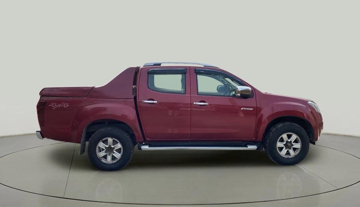 2017 ISUZU D-Max V Cross 4*4 MT, Diesel, Manual, 68,247 km, Right Side View