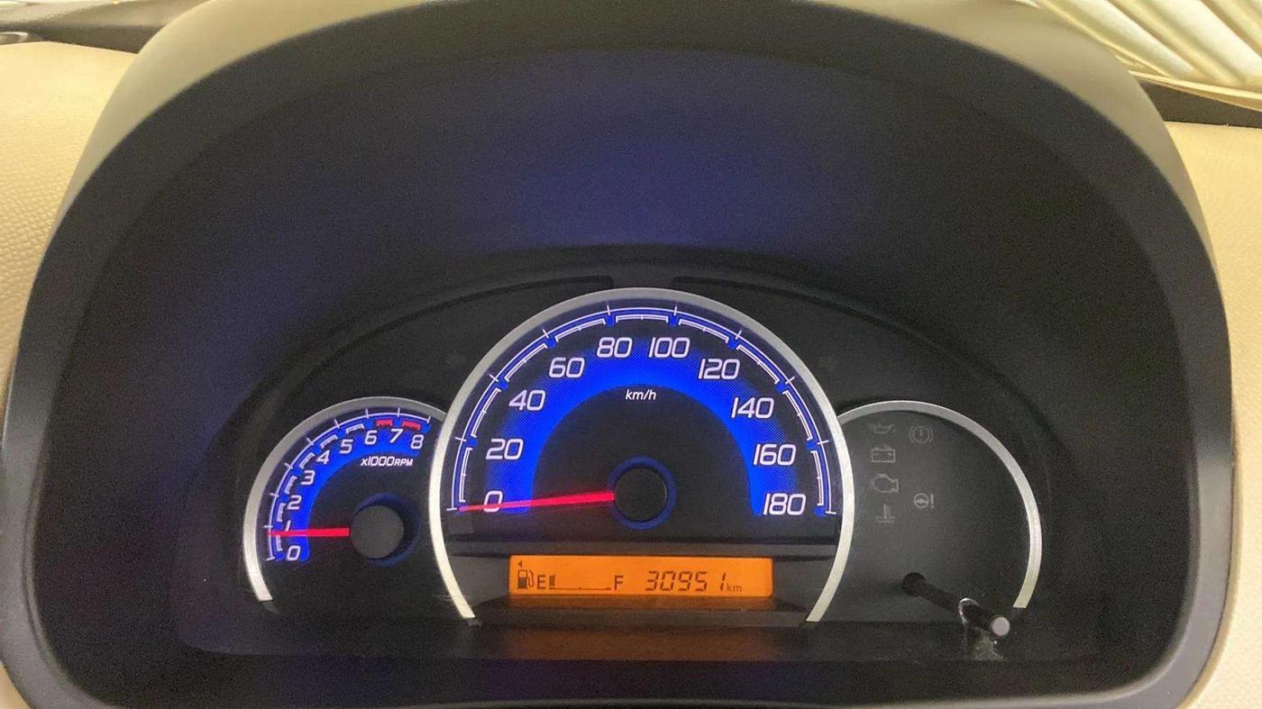 2018 Maruti Wagon R 1.0 VXI OPT, Petrol, Manual, 30,927 km, Odometer Image