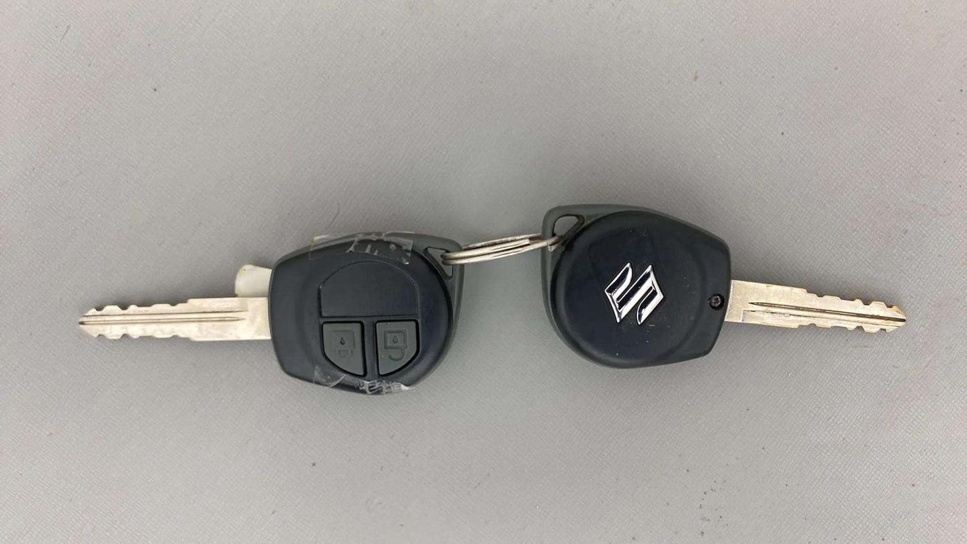 2018 Maruti Wagon R 1.0 VXI OPT, Petrol, Manual, 30,927 km, Key Close Up