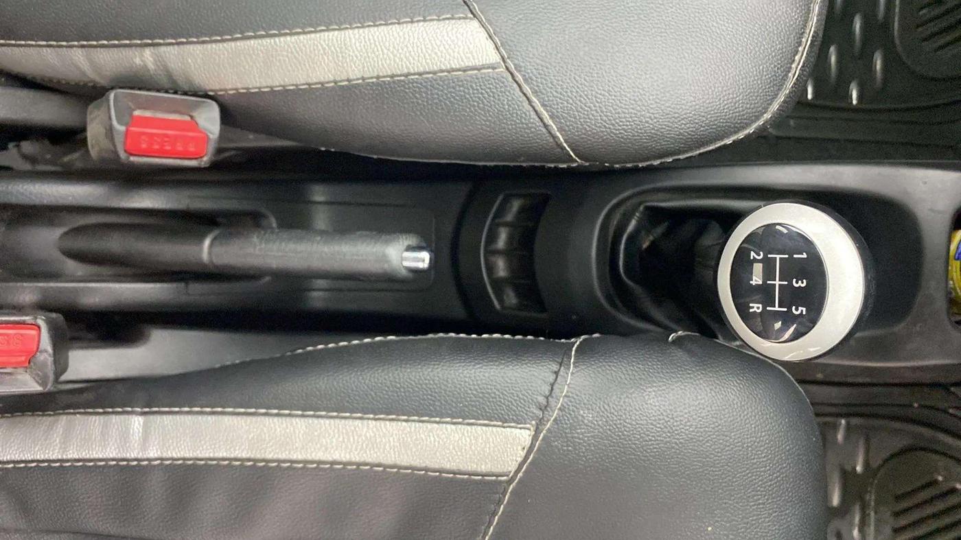 2018 Maruti Wagon R 1.0 VXI OPT, Petrol, Manual, 30,927 km, Gear Lever