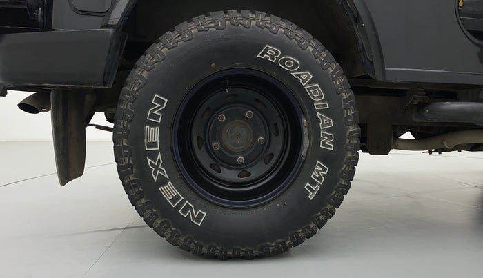 2018 Mahindra Thar CRDE 4X4 BS IV, Diesel, Manual, 36,652 km, Right Rear Wheel