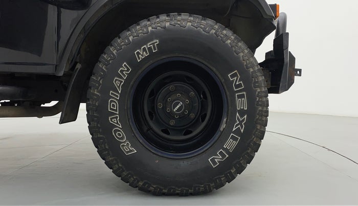 2018 Mahindra Thar CRDE 4X4 BS IV, Diesel, Manual, 36,652 km, Right Front Wheel