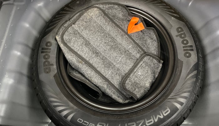 2020 Hyundai GRAND I10 NIOS SPORTZ AMT 1.2 KAPPA VTVT, Petrol, Automatic, 20,185 km, Spare Tyre