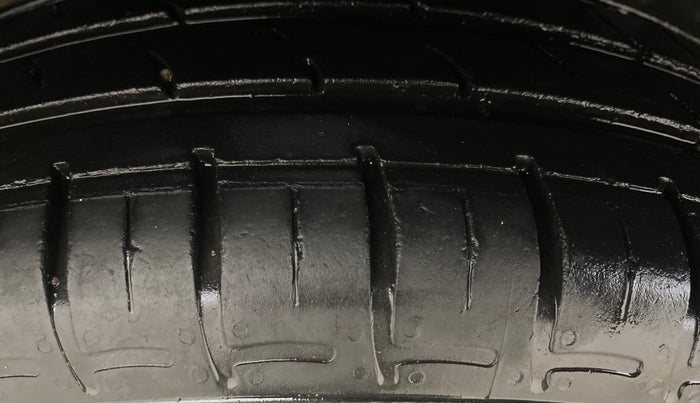 2020 Hyundai GRAND I10 NIOS SPORTZ AMT 1.2 KAPPA VTVT, Petrol, Automatic, 20,185 km, Right Rear Tyre Tread