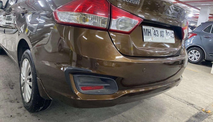 2016 Maruti Ciaz VDI+ SHVS, Diesel, Manual, 47,987 km, Rear bumper - Paint is slightly damaged