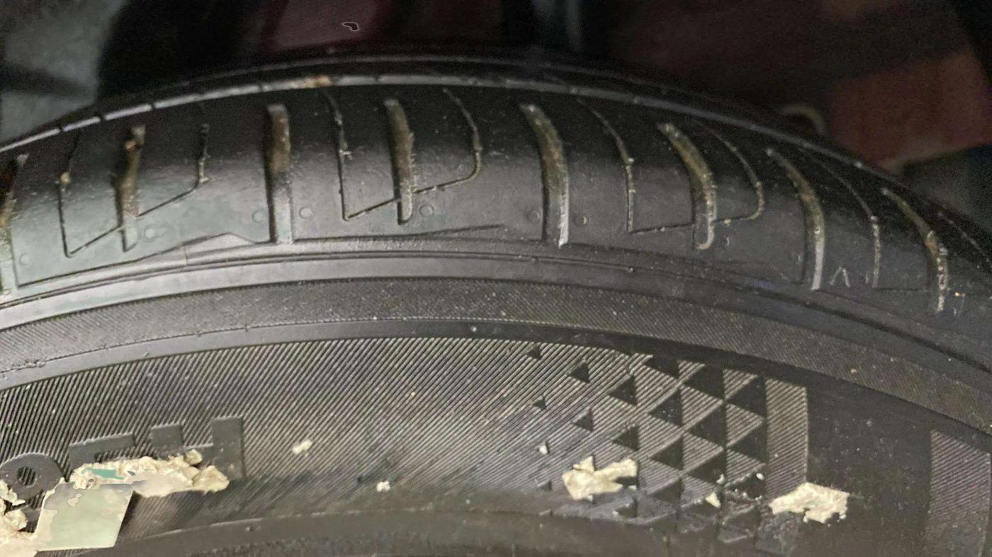 2020 Hyundai VENUE S 1.2, Petrol, Manual, 71,112 km, Right Rear Tyre Tread