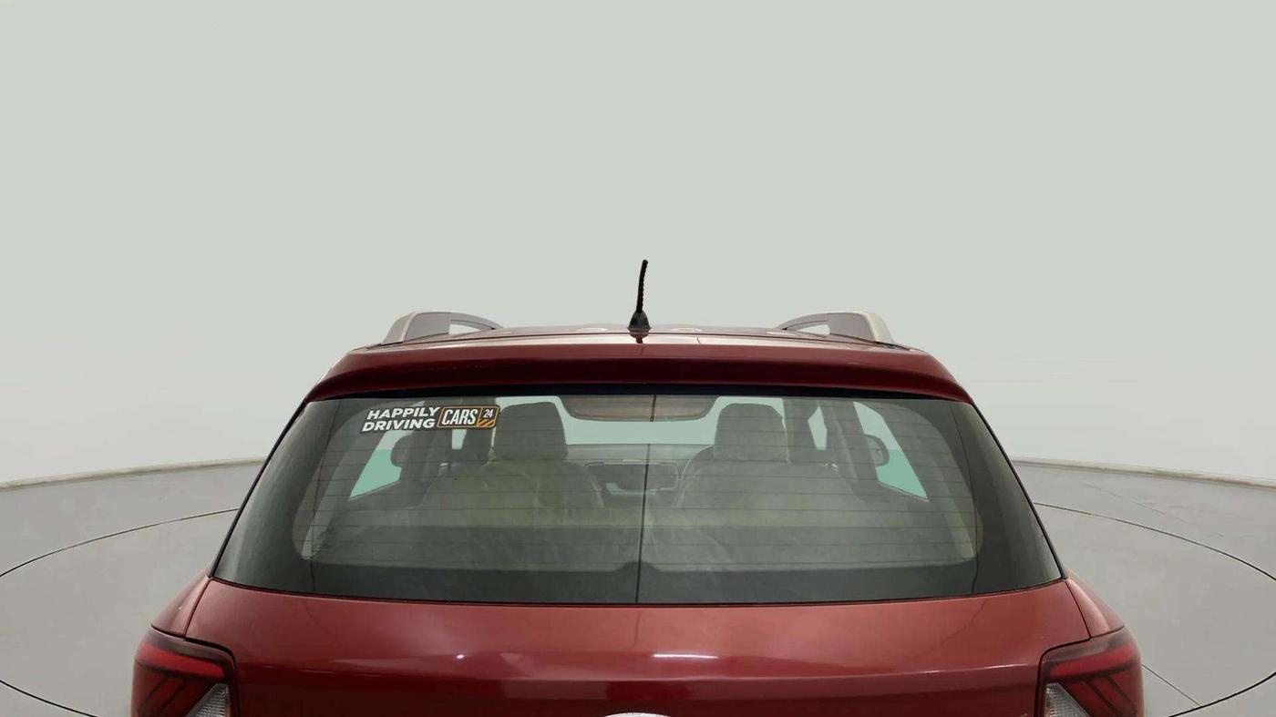 2020 Hyundai VENUE S 1.2, Petrol, Manual, 71,112 km, Rear Windshield