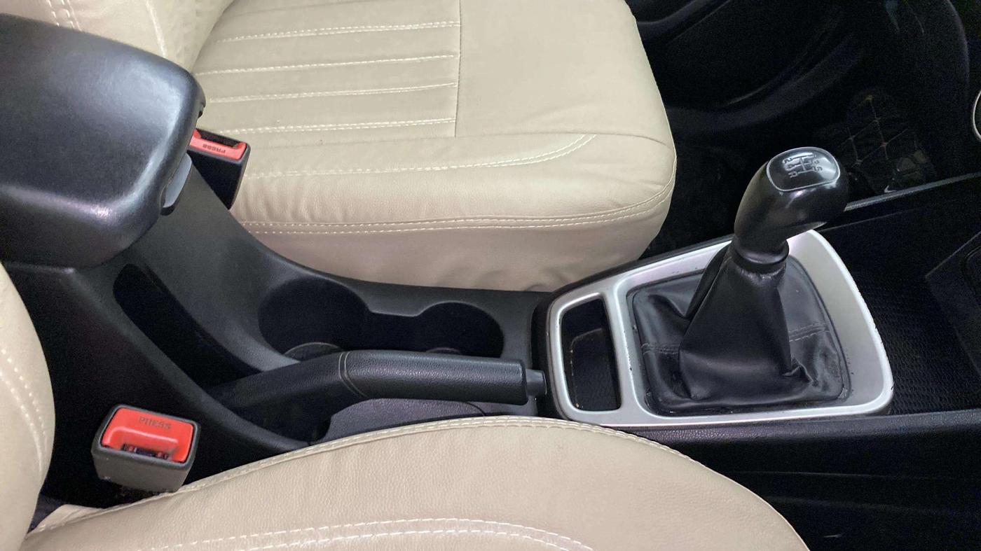 2020 Hyundai VENUE S 1.2, Petrol, Manual, 71,112 km, Gear Lever