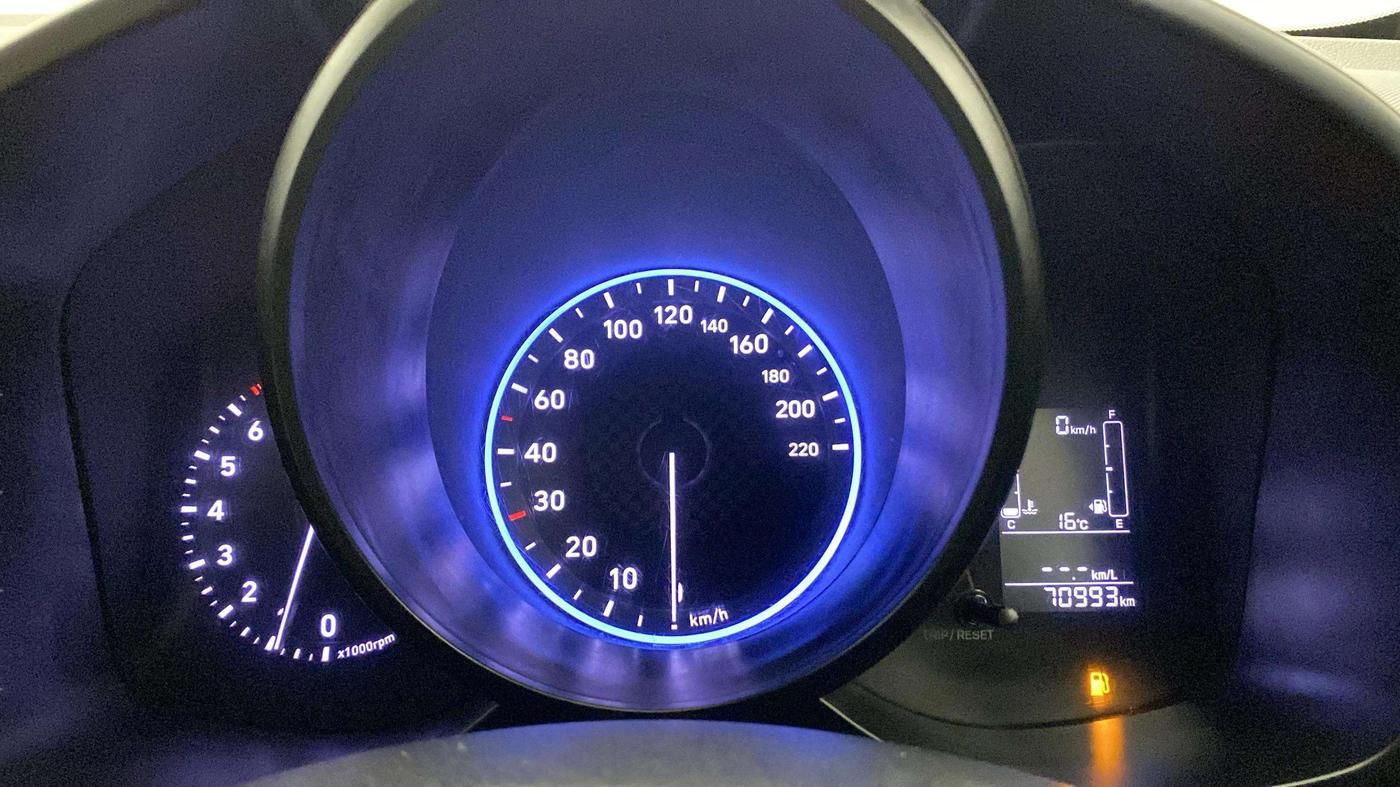 2020 Hyundai VENUE S 1.2, Petrol, Manual, 71,112 km, Odometer Image