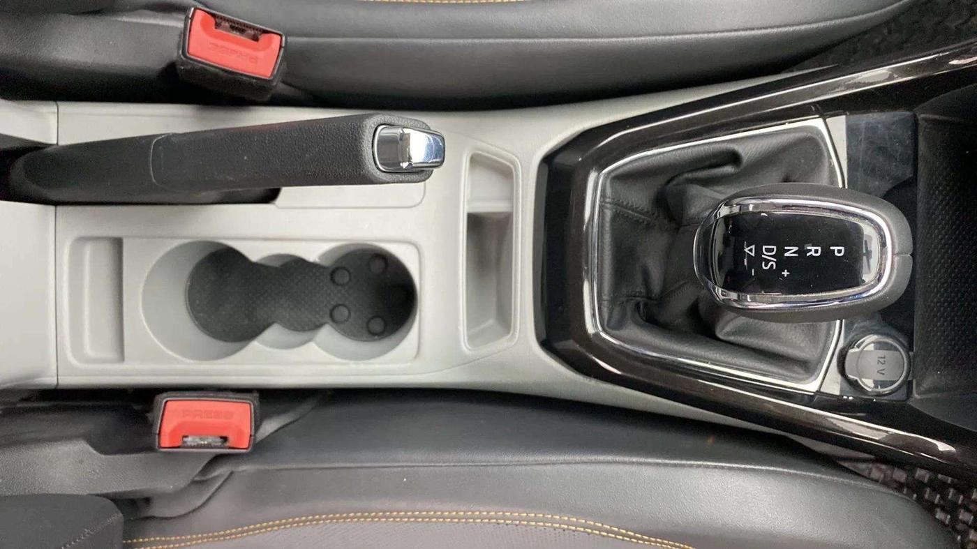 2022 Skoda KUSHAQ STYLE 1.5L TSI DSG (6 AIRBAGS), Petrol, Automatic, 63,714 km, Gear Lever