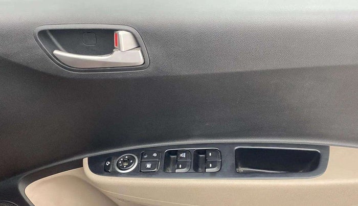 2014 Hyundai Grand i10 SPORTZ 1.2 KAPPA VTVT, Petrol, Manual, 71,321 km, Driver Side Door Panels Control