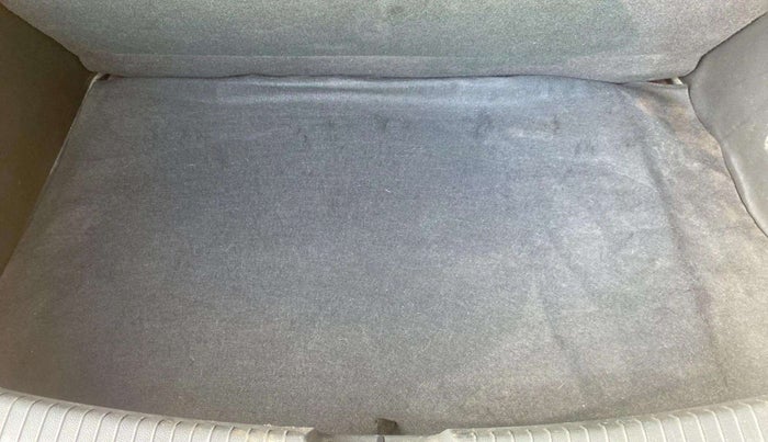 2014 Hyundai Grand i10 SPORTZ 1.2 KAPPA VTVT, Petrol, Manual, 71,321 km, Dicky (Boot door) - Tool missing