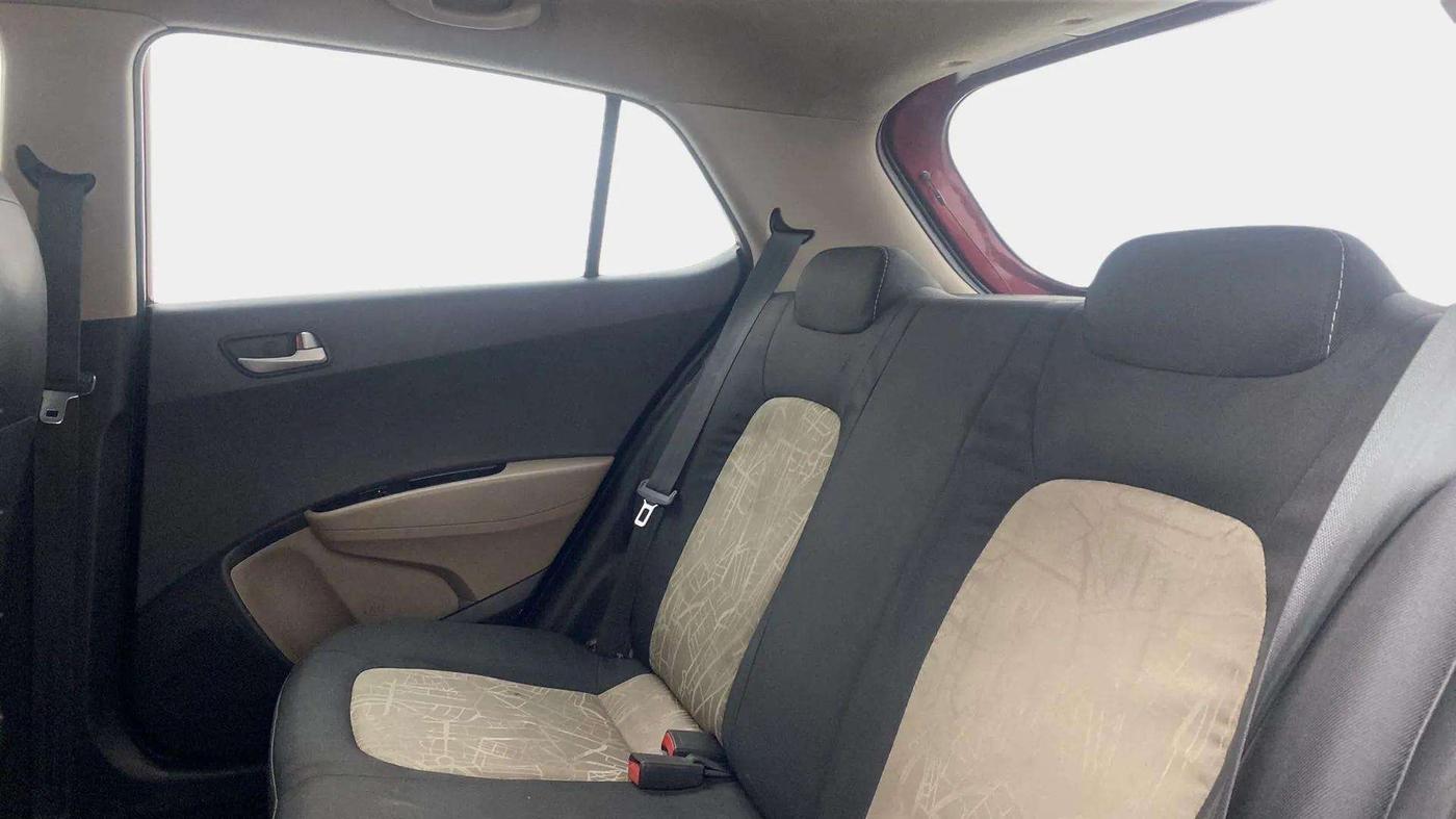2014 Hyundai Grand i10 SPORTZ 1.2 KAPPA VTVT, Petrol, Manual, 71,321 km, Right Side Rear Door Cabin