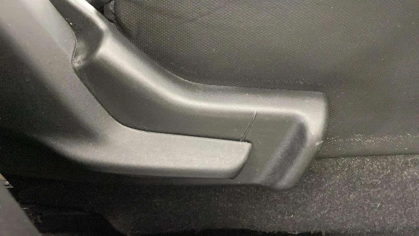 2020 Maruti IGNIS SIGMA 1.2, Petrol, Manual, 52,208 km, Driver Side Adjustment Panel