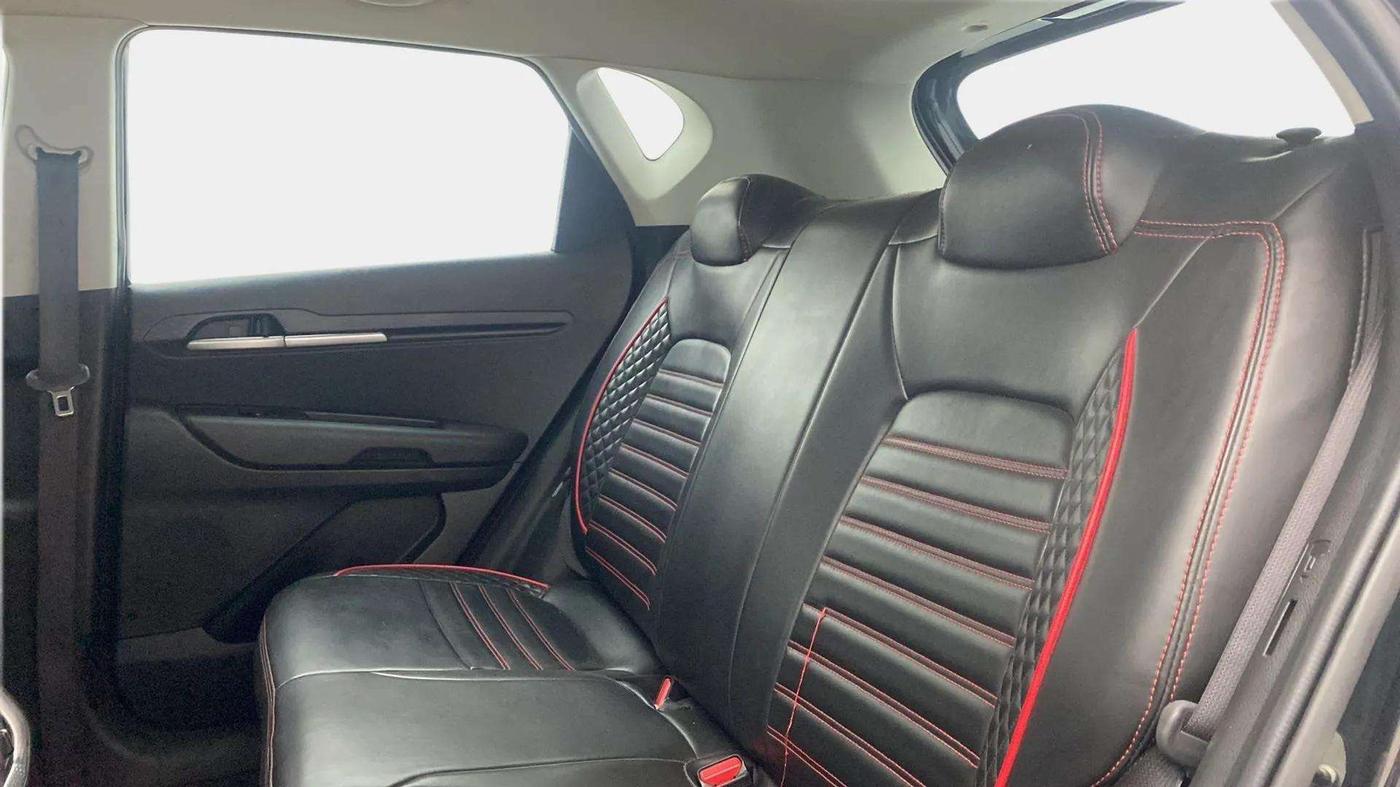 2022 KIA SONET HTK PLUS 1.5, Diesel, Manual, 42,751 km, Right Side Rear Door Cabin