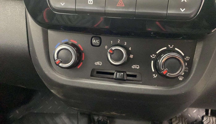 2021 Renault Kwid RXT 1.0 (O), Petrol, Manual, 13,339 km, Dashboard - Air Re-circulation knob is not working