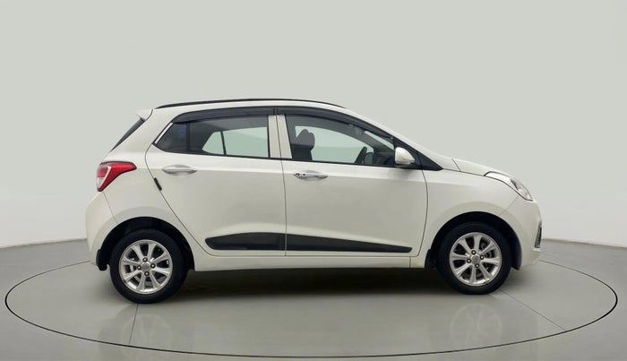 2016 Hyundai Grand i10 ASTA 1.2 KAPPA VTVT, Petrol, Manual, 19,771 km, Right Side View