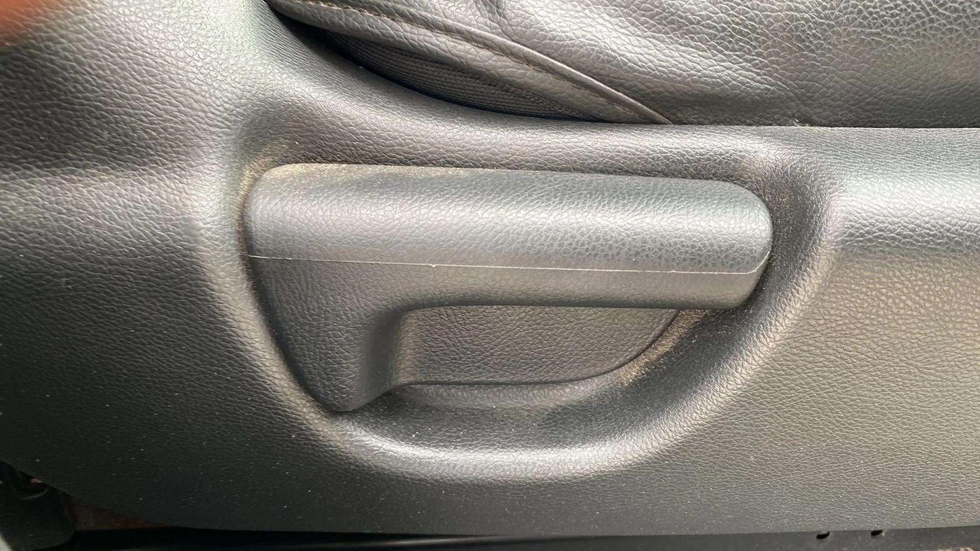 2018 Honda WR-V 1.2L I-VTEC VX MT, Petrol, Manual, 64,605 km, Driver Side Adjustment Panel