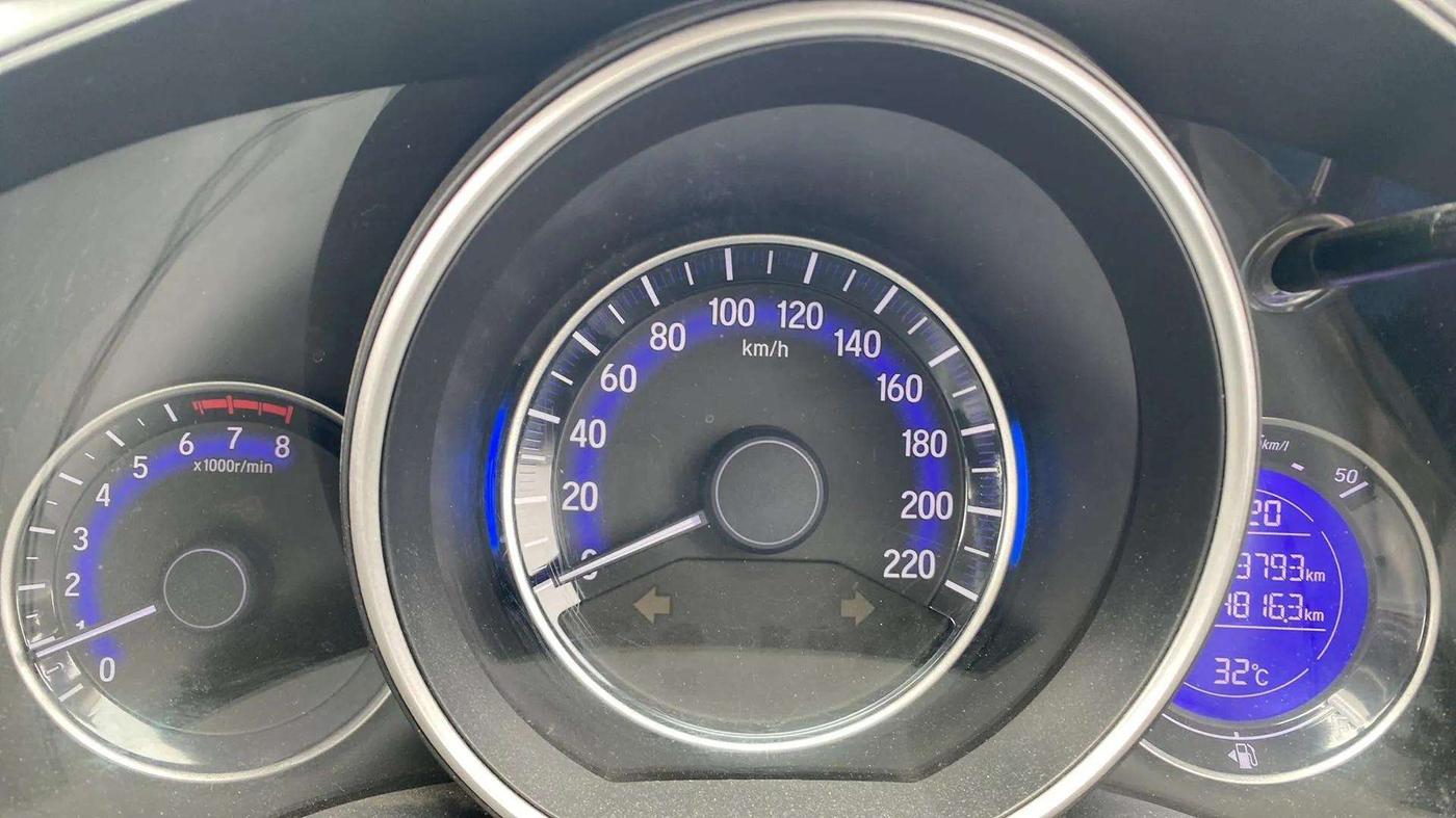 2018 Honda WR-V 1.2L I-VTEC VX MT, Petrol, Manual, 64,605 km, Odometer Image