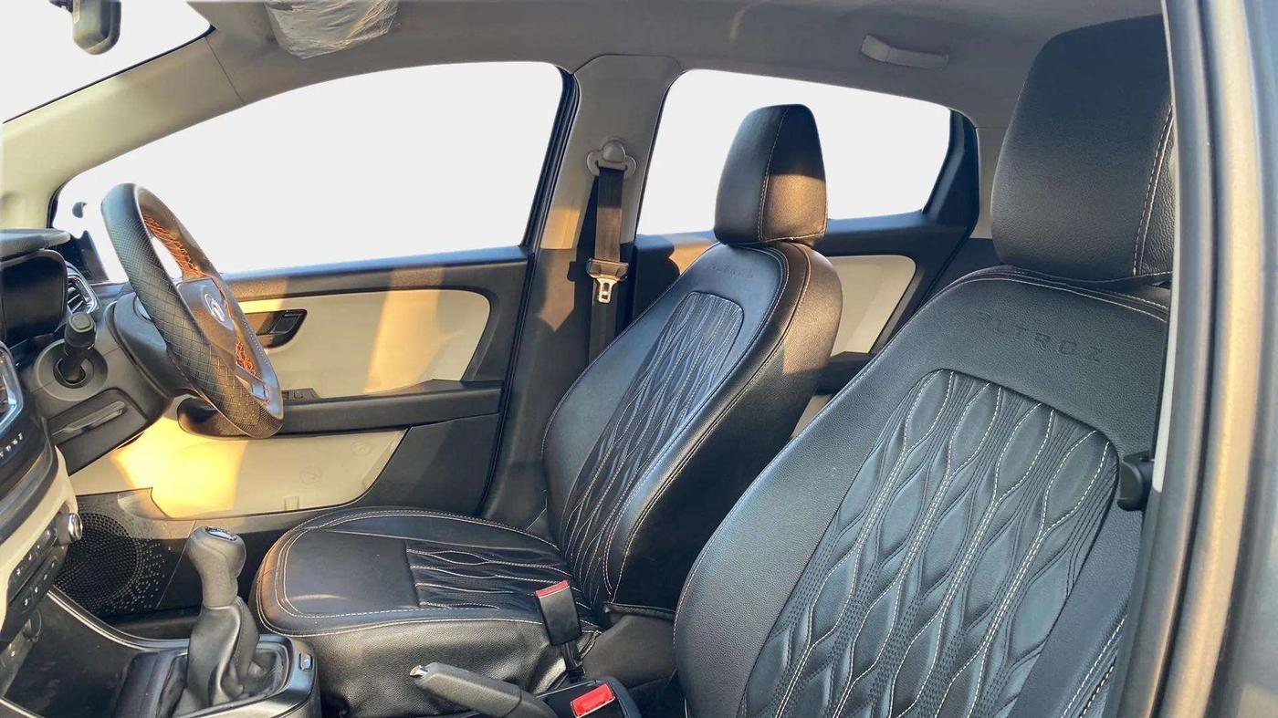 2022 Tata ALTROZ XM PLUS PETROL, Petrol, Manual, 40,249 km, Right Side Front Door Cabin