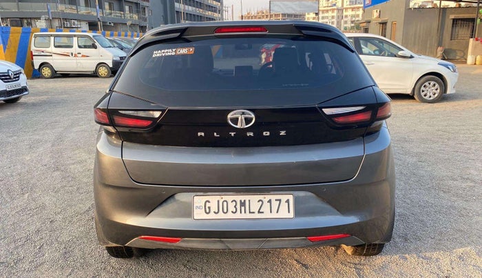 2022 Tata ALTROZ XM PLUS PETROL, Petrol, Manual, 40,160 km, Dicky (Boot door) - Minor scratches