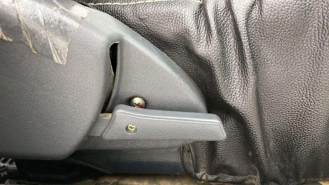 2018 Maruti Alto 800 LXI, Petrol, Manual, 26,951 km, Driver Side Adjustment Panel