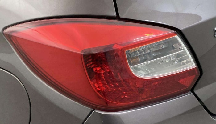 2017 Tata Tiago XZ PETROL, Petrol, Manual, 48,631 km, Right tail light - Minor scratches