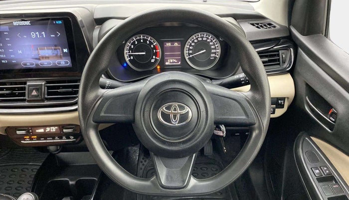 2023 Toyota Glanza E, Petrol, Manual, 57,930 km, Steering Wheel Close Up