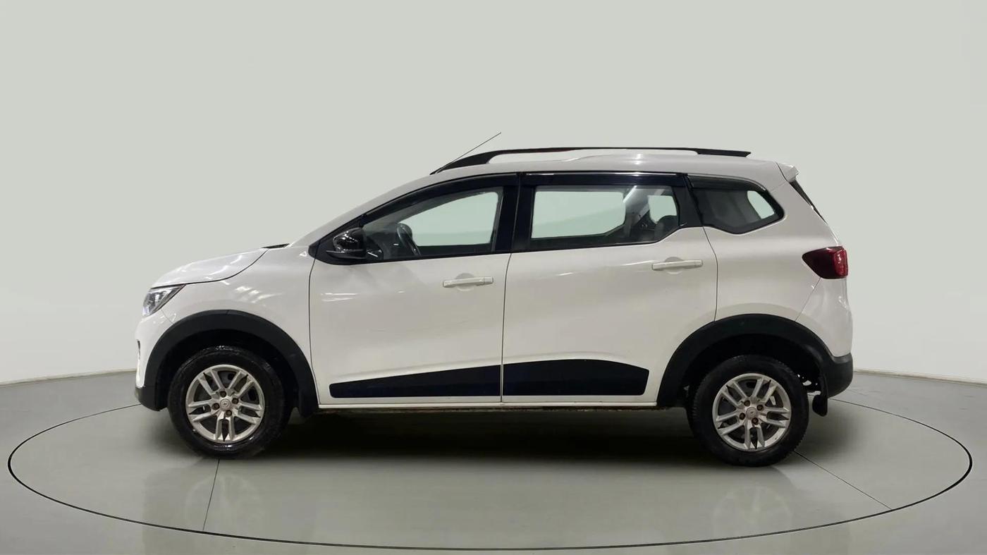 2021 Renault TRIBER RXT, Petrol, Manual, 73,186 km, Left Side