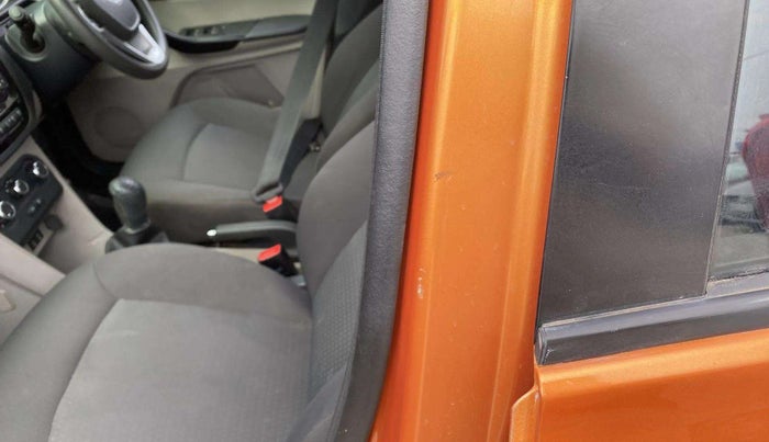 2016 Tata Tiago XZ PETROL, Petrol, Manual, 64,779 km, Left B pillar - Minor scratches