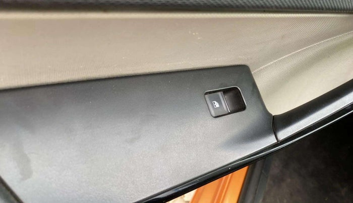 2016 Tata Tiago XZ PETROL, Petrol, Manual, 64,779 km, Left front window switch / handle - Minor damage