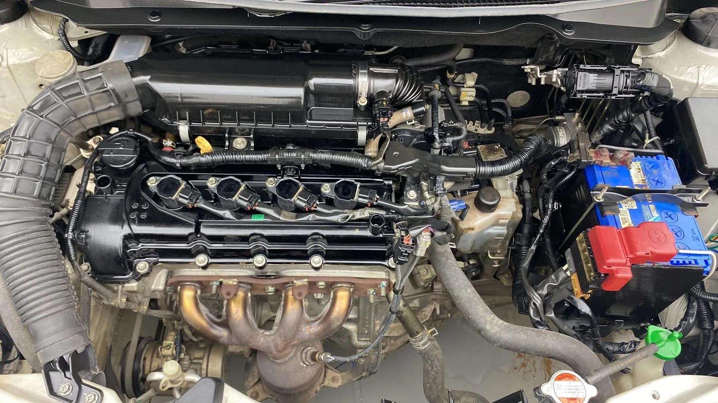 2019 Maruti Dzire VXI AMT, Petrol, Automatic, 69,889 km, Open Bonet