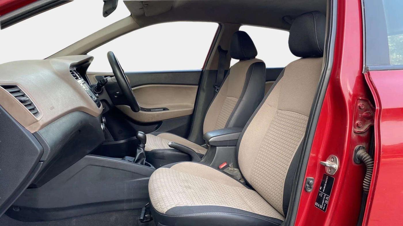 2017 Hyundai Elite i20 ASTA 1.2, Petrol, Manual, 49,901 km, Right Side Front Door Cabin