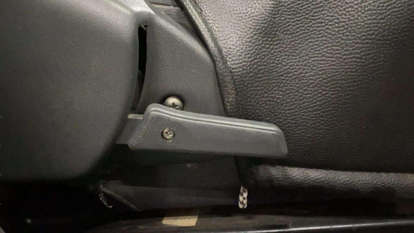 2019 Maruti Alto 800 LXI, Petrol, Manual, 15,394 km, Driver Side Adjustment Panel