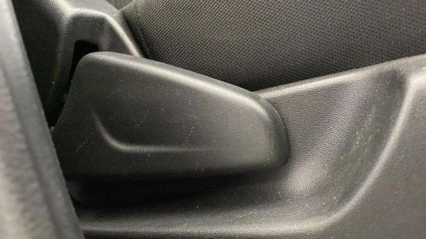 2018 Datsun Redi Go T(O) 1.0 AMT, Petrol, Automatic, 18,849 km, Driver Side Adjustment Panel